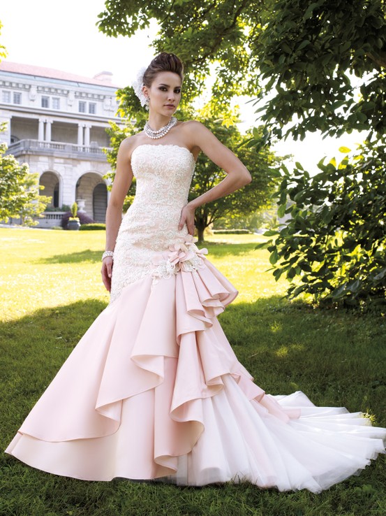 Tips and Tricks: How to Choose a Pink Wedding Dress