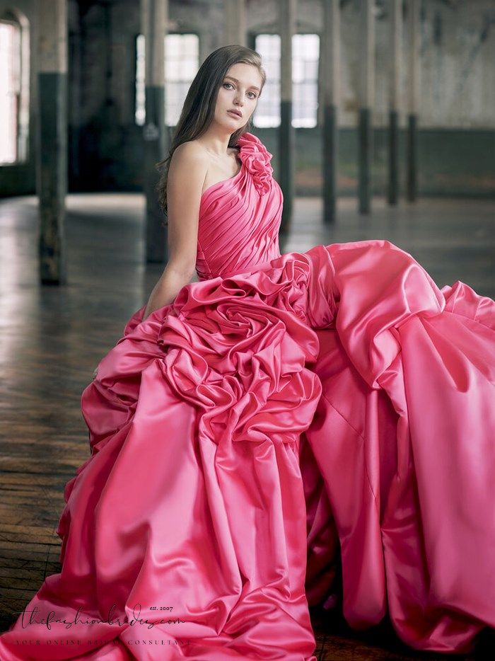 Ysa Makino 2022 Spring Evening Collection